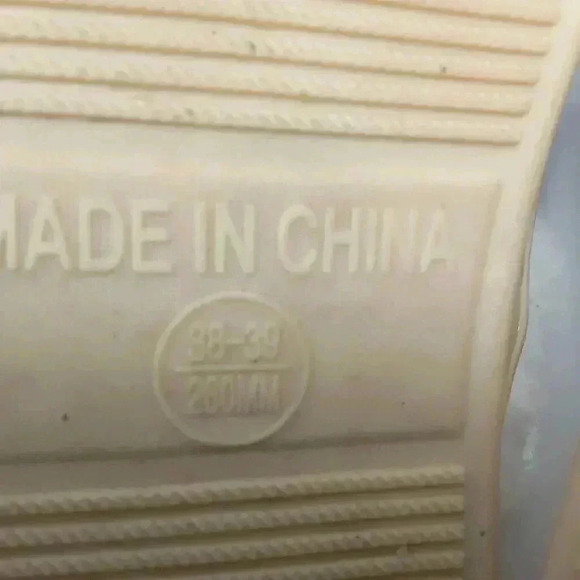 Faux fur cozy slippers 38-39 - Picture 3 of 4